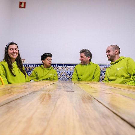 Help Yourself Hostels - Restelo Lisbon Luaran gambar