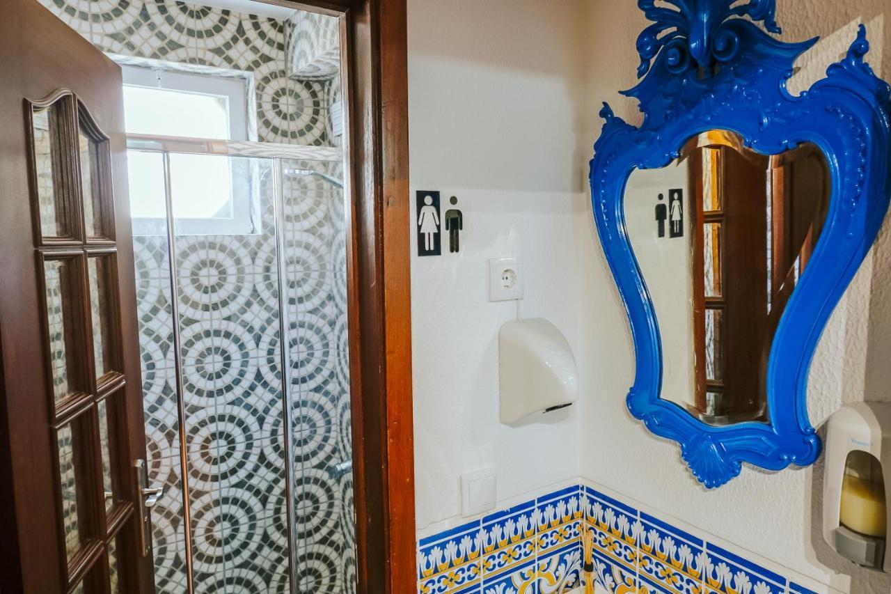 Help Yourself Hostels - Restelo Lisbon Luaran gambar