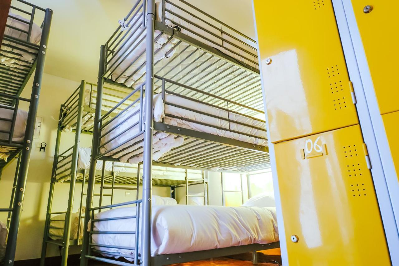 Help Yourself Hostels - Restelo Lisbon Luaran gambar
