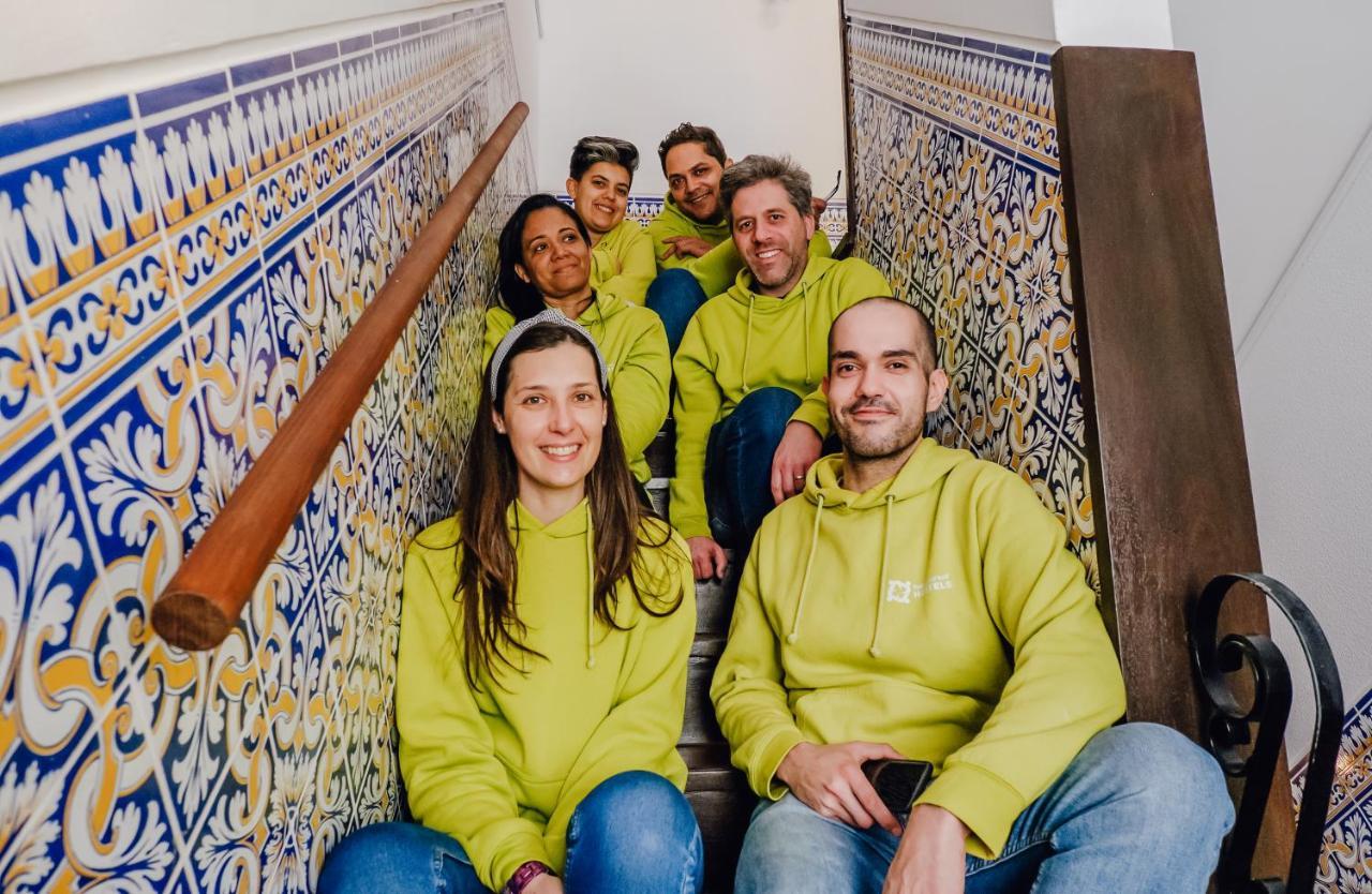 Help Yourself Hostels - Restelo Lisbon Luaran gambar