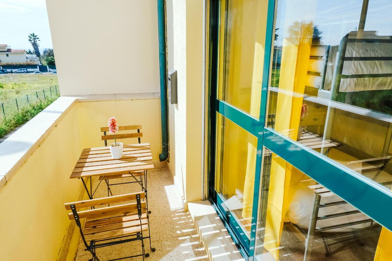 Help Yourself Hostels - Restelo Lisbon Luaran gambar