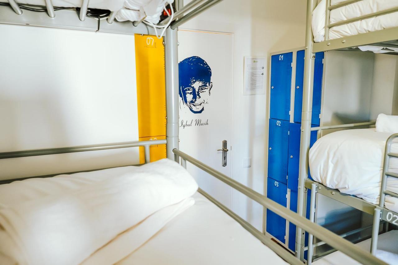 Help Yourself Hostels - Restelo Lisbon Luaran gambar