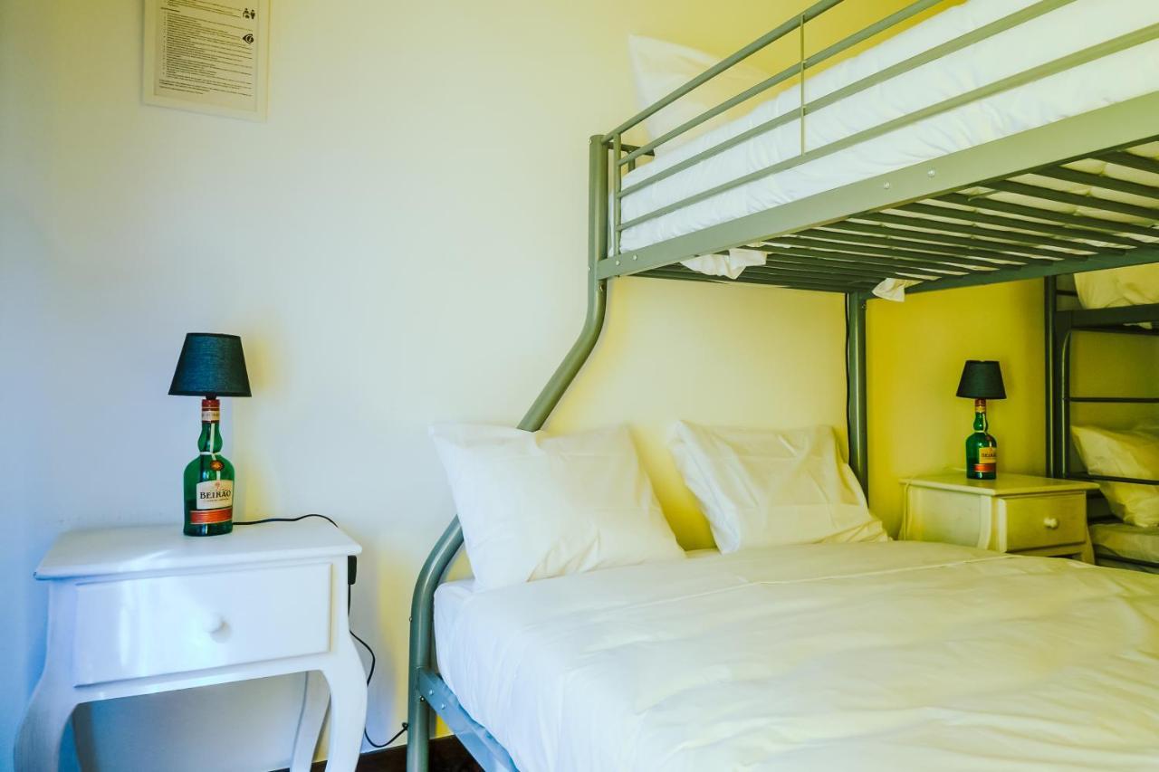 Help Yourself Hostels - Restelo Lisbon Luaran gambar